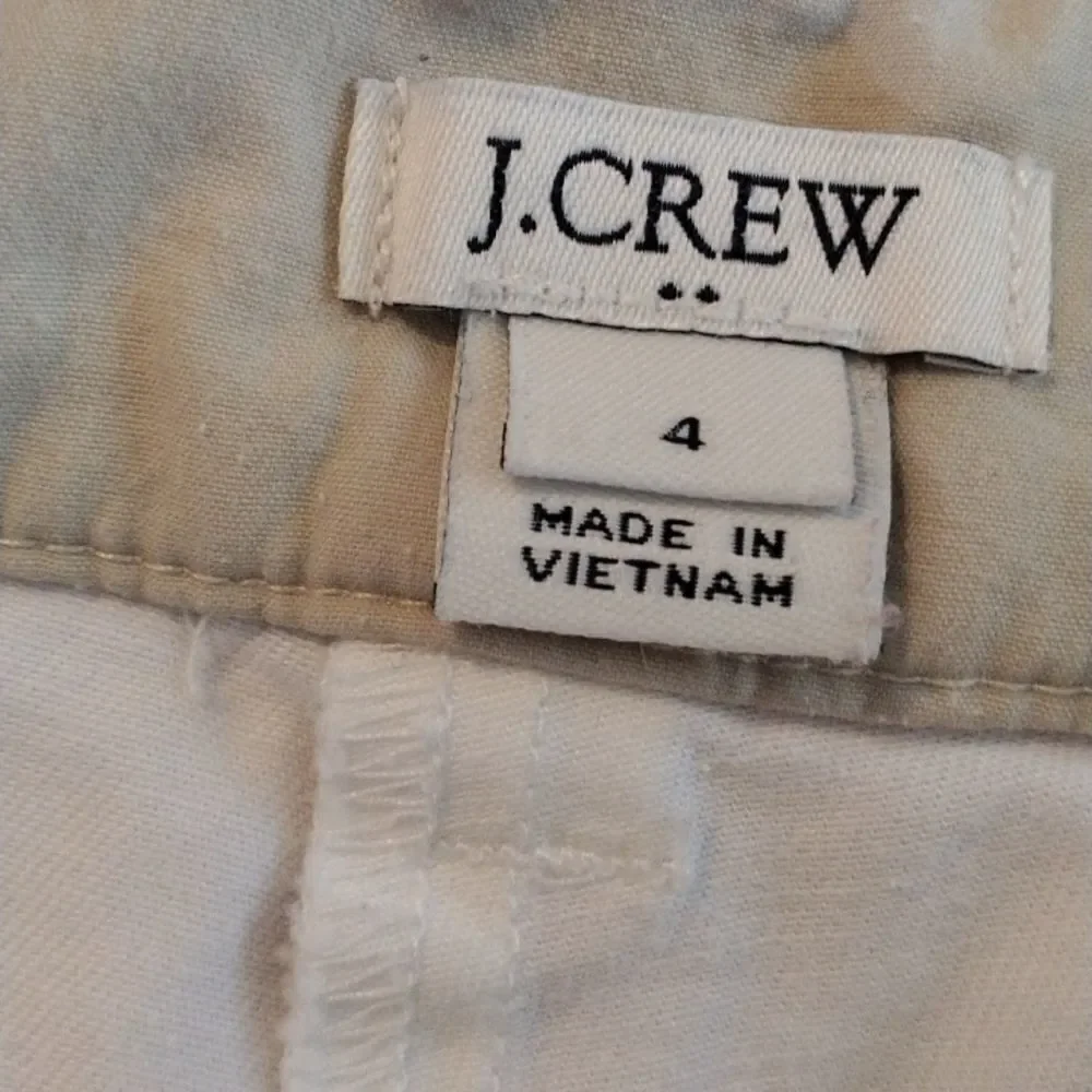 Bundle of J.Crew and Universal Thread Shorts - Picture 3 of 11